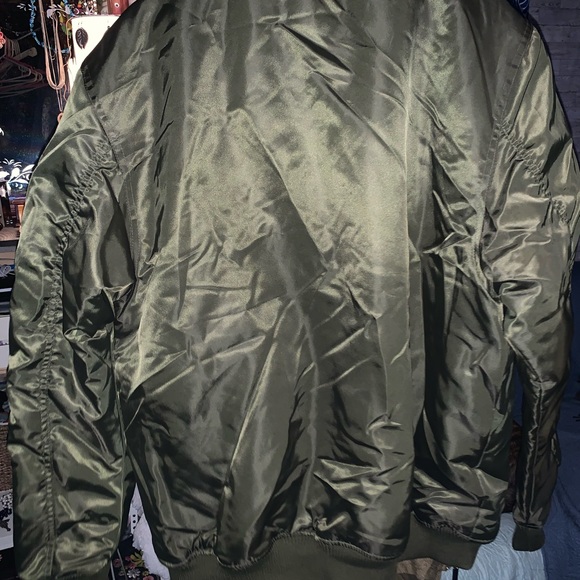 Victorious Olive Jacket - Picture 2 of 14